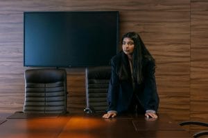 Türk Fintech'inde Bir Kadın CEO'nun On Yıllık Patikası: Karar Verirken Hangi Sahnenin Arka